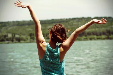 how to stay fit while traveling