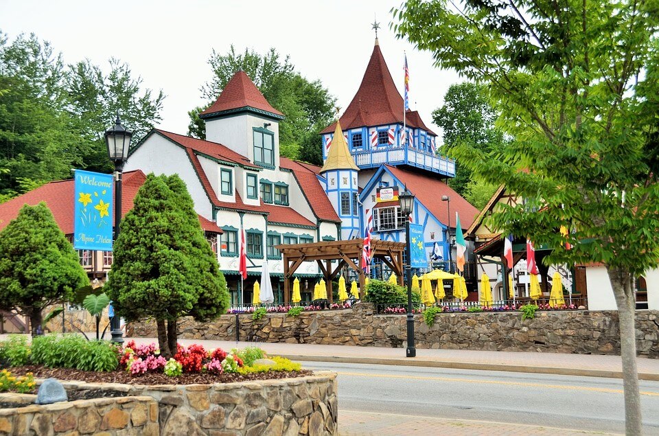 Alpine Helen - Romantic Things To Do In Helen GA