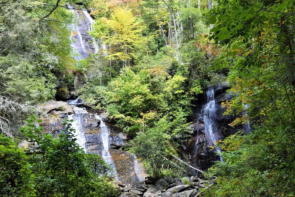 Anna Ruby Falls - Romantic Things To Do In Helen GA For Couples