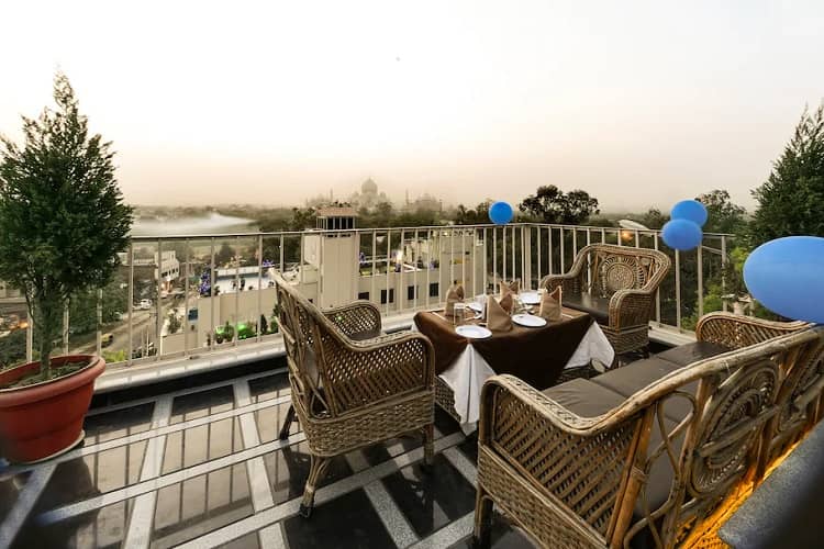 Hotel Taj Resorts - Hotels With Taj Mahal View