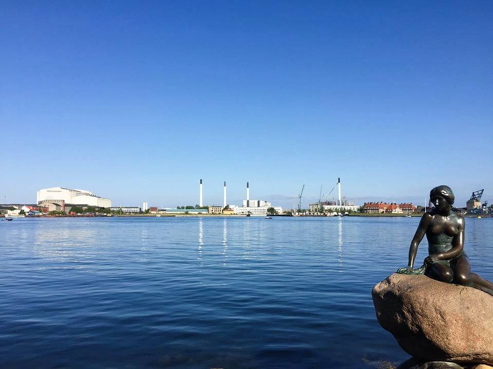 Spot The Little Mermaid On A Canal Tour - Things To Do In Copenhagen With Kids