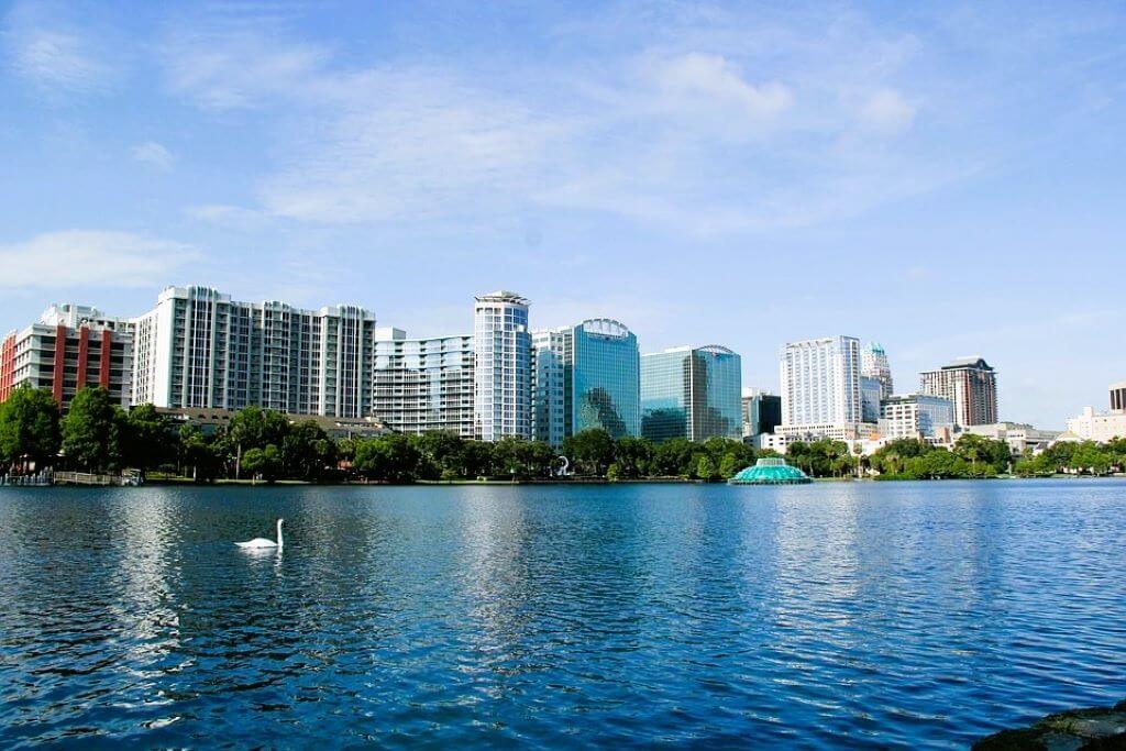 Lake Eola - Things To Do In Orlando Besides Theme Parks