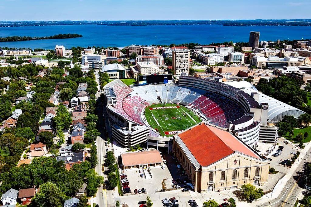 Attend A Football Game - Things To Do In Madison With Kids