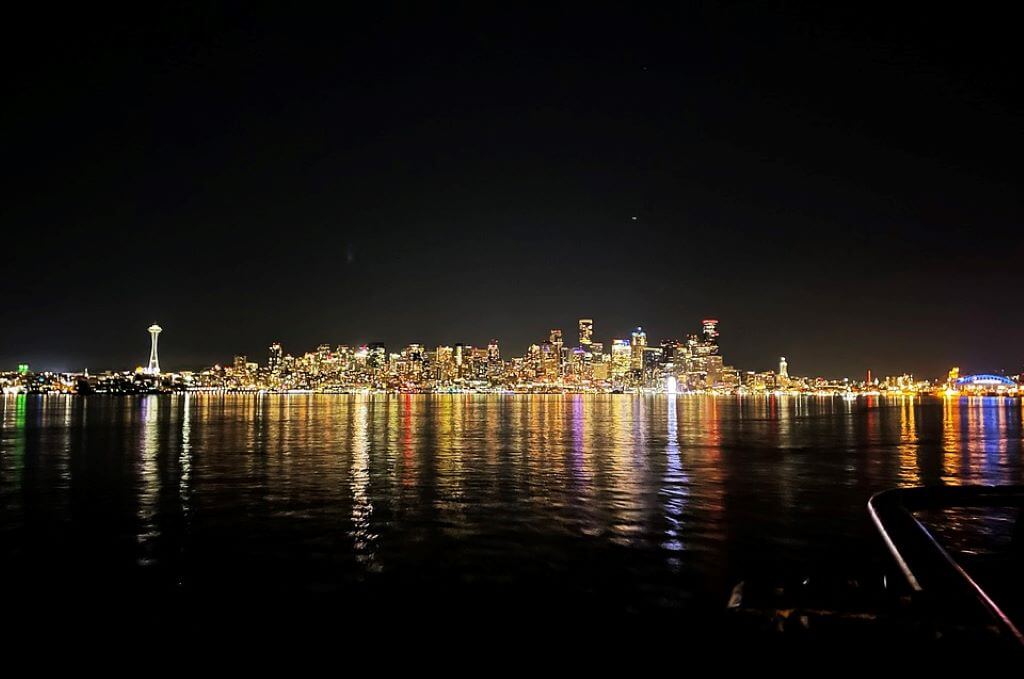 Night View From The Alki Beach