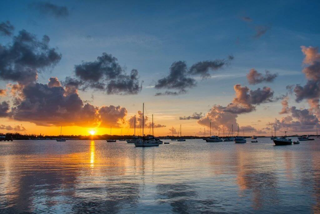 Lido Key Beach - Romantic Things To Do In Sarasota