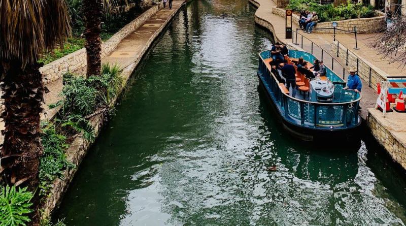 San Antonio River Cruise - Things To Do In San Antonio In Summer
