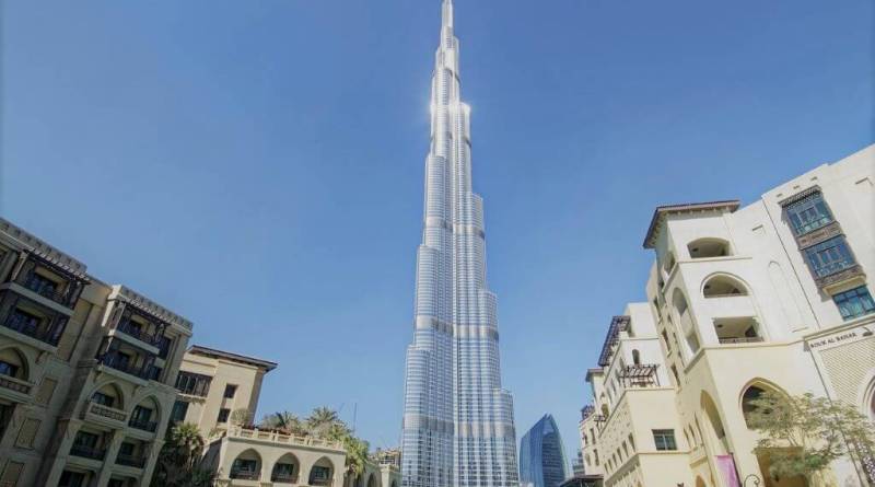 Burj Khalifa, Dubai - Best Places For Tourist In UAE