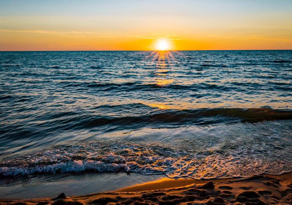 Oval Beach, Saugatuck - Romantic Getaways In Michigan